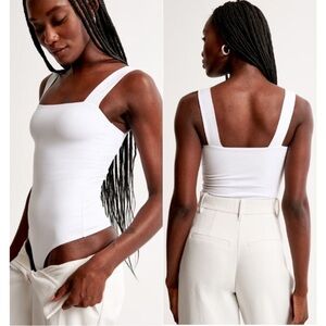 Abercrombie & Fitch Soft A&F Collection White Square Neck Sleeveless Bodysuit M